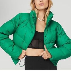 Sold out Alo lettuce green Gold rush puffer size Xs